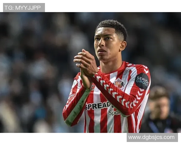 足球明星效力的俱乐部背后的故事与成就探秘 足球明星效力的俱乐部背后的故事与成就探秘