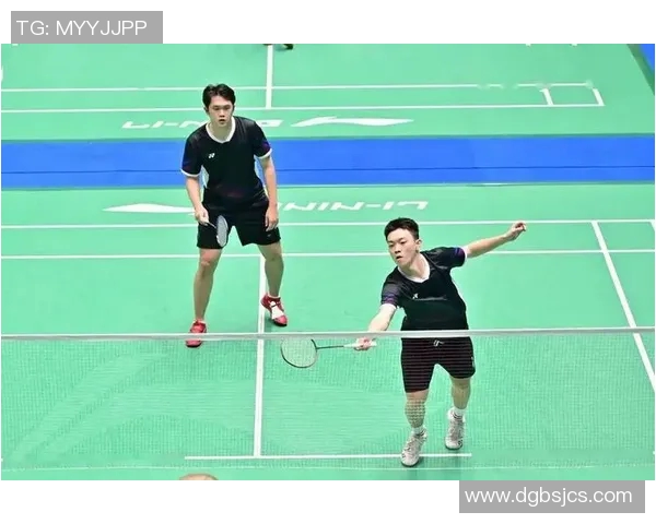 上海羽毛球队在钻石联赛中的速度表现分析与精彩瞬间回顾 上海羽毛球队在钻石联赛中的速度表现分析与精彩瞬间回顾