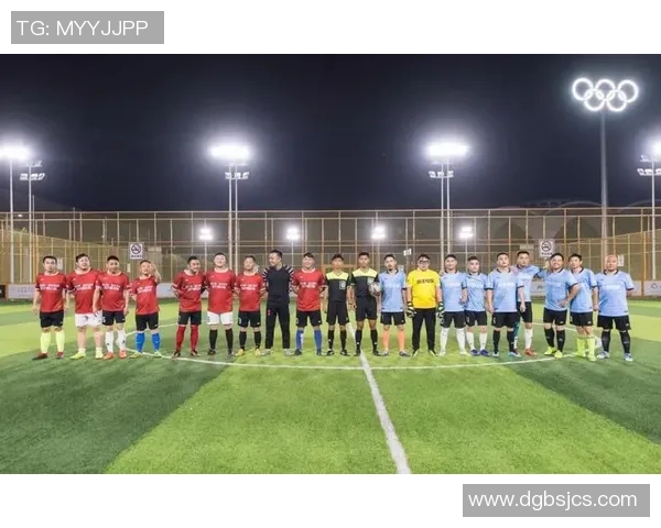 成都足球队比赛经验分析与表现评估的深度研究与探讨